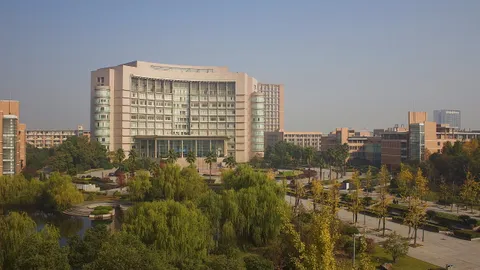 Чжэцзянский научно‑технический университет