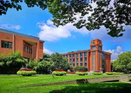 Общежитие Восточно-китайского университета науки и технологий	 - Фото №5